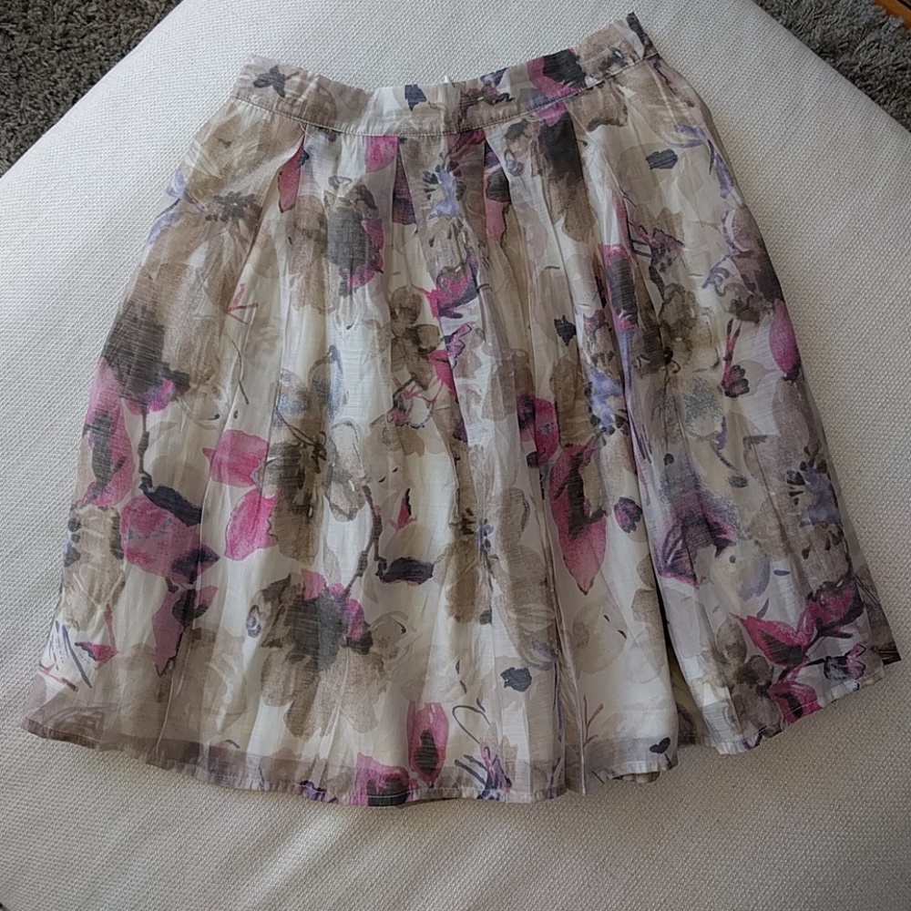 Floral chiffon overlay skirt